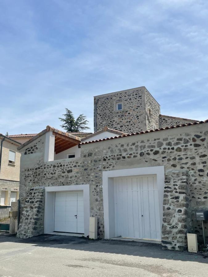 La Tour De L'hirondelle Lussas